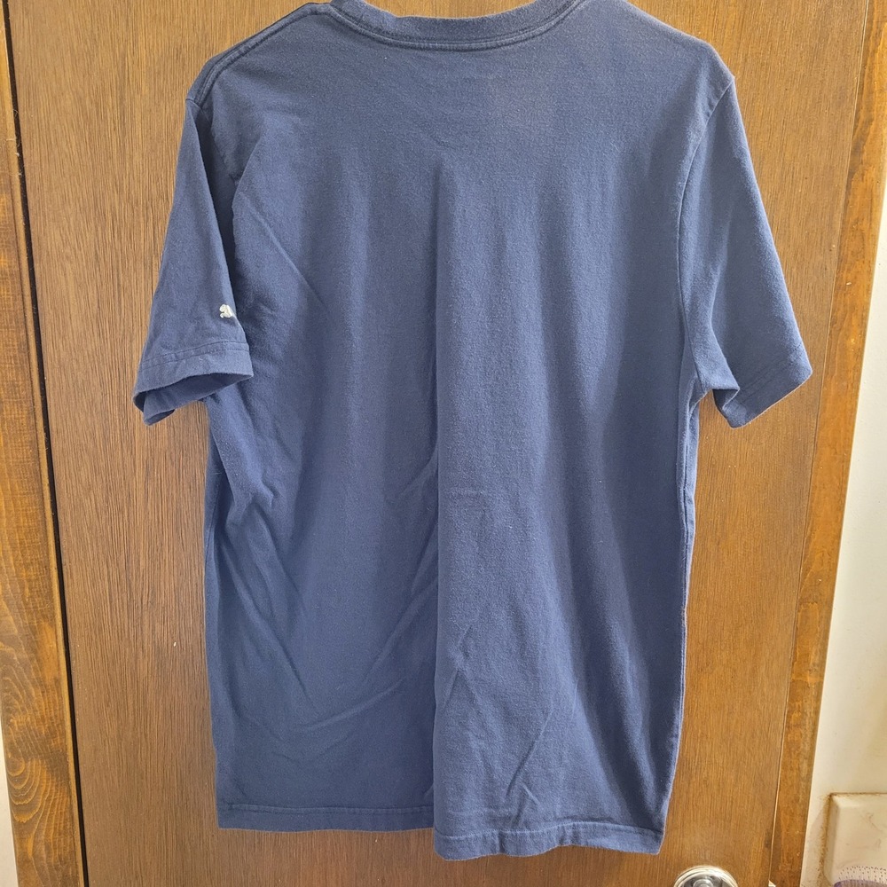 Puma Mens Graphic Tee Navy Blue Silver Foil Logo Short Sleeve Shirt XL Athletic - Picture 5 of 7